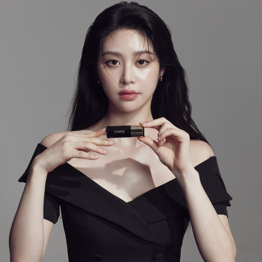 VINNE Hair Concealer Root touch-up powder for immediate hair density.