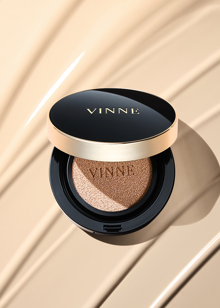 VINNE Cushionfoundation Background NaturalBeige VINNE Cushion Foundation #23 Light Beige for flawless glass skin finish